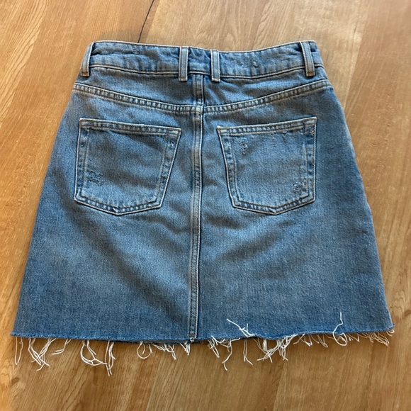 Topshop denim mini skirt size 4 - Picture 2 of 3
